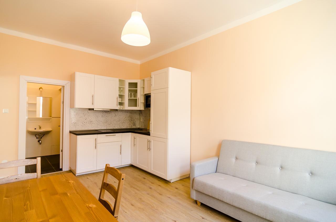 Churchill Apartments Πράγα Εξωτερικό φωτογραφία